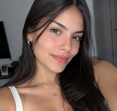 <em>María G.</em>